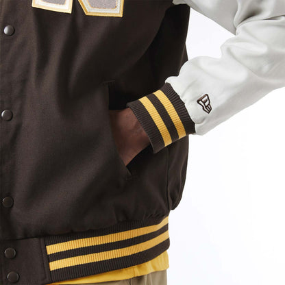 Giacca Varsity New Era Heritage Marrone